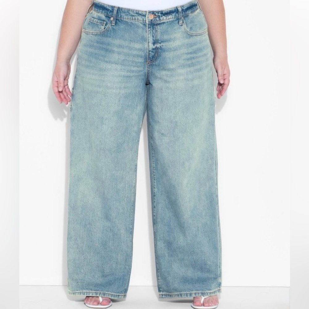 Women's Low-Rise Baggy Jeans - Wild
Fable ™M Size 8/31” inseam Blue Rigid Denim